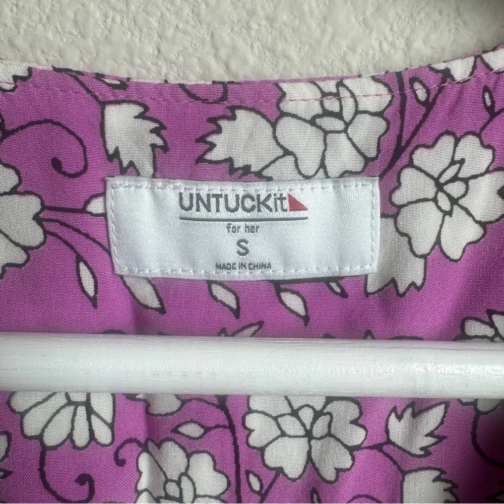 UNTUCKit good preowned